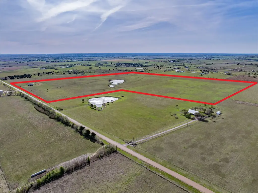 555 Knape Road, La Grange