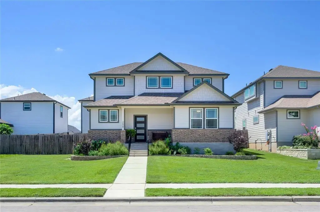 208 Garner Drive, Kyle