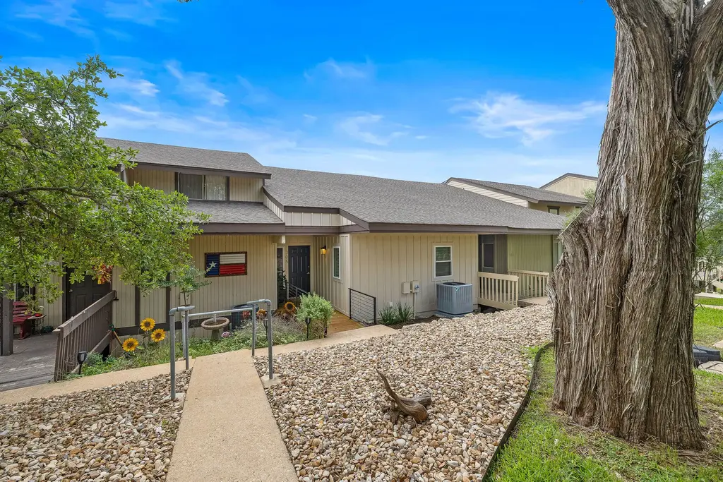 305 Venture Boulevard S, Lago Vista