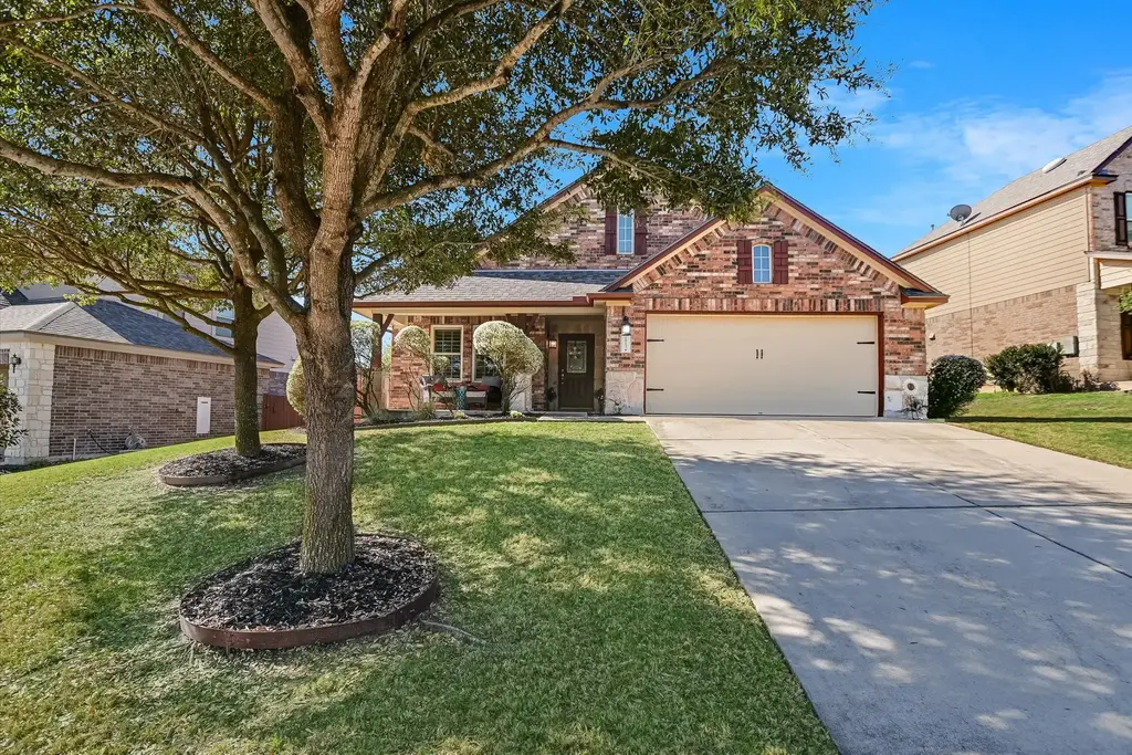 1813 Meandering Meadows Drive, Pflugerville