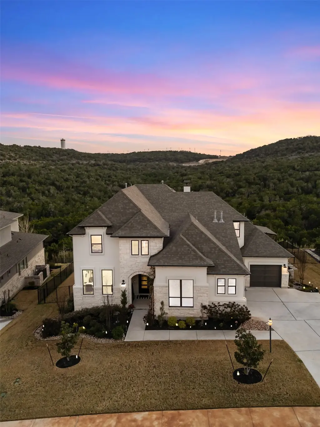 140 Baldovino Skyway, Lakeway