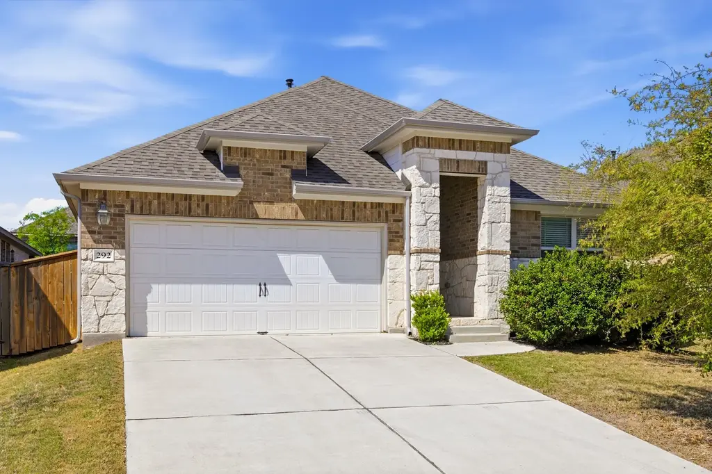 292 Eagle Ford Drive, Kyle