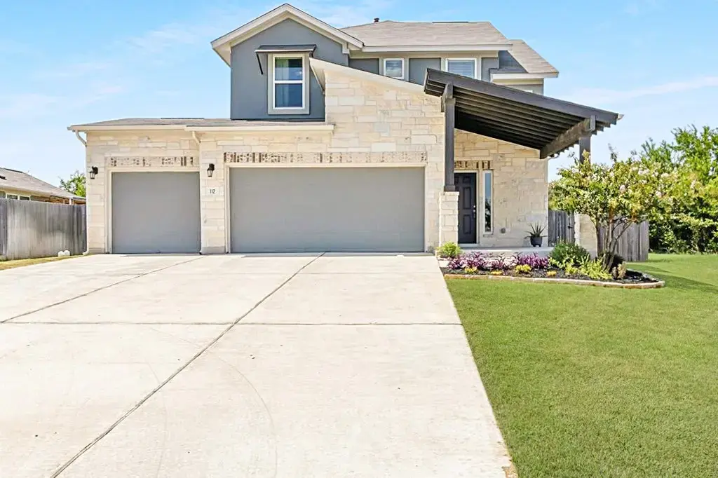 112 Silver Springs Bend, Kyle
