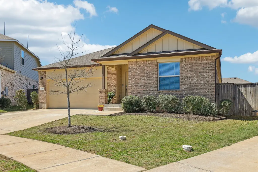 138 George Kimble Cove, Bastrop