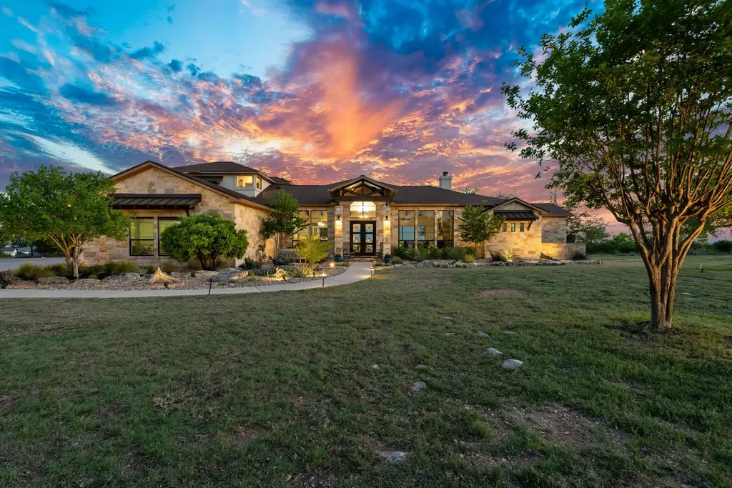 112 Big Sky, Burnet