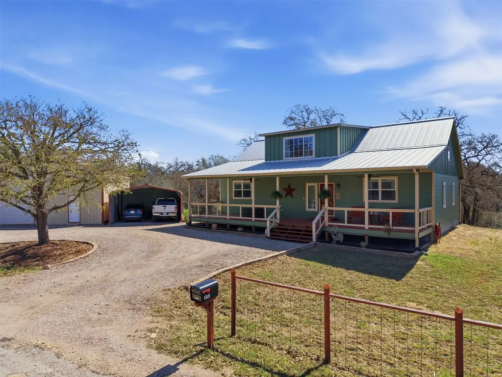 123 Meadowood Drive, Elgin
