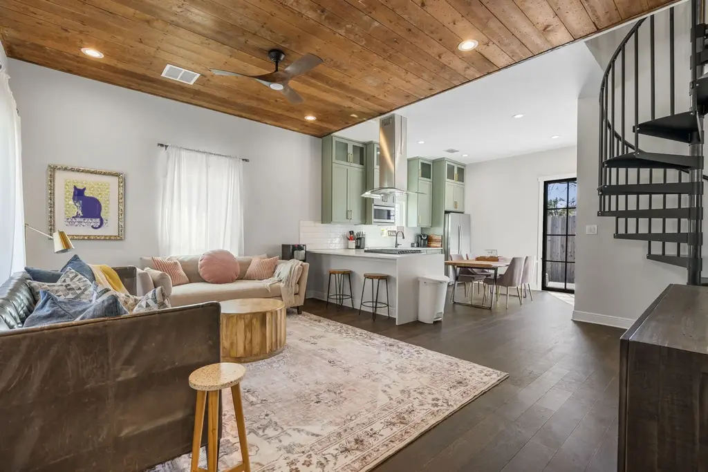 1003 Romeria Drive, Austin