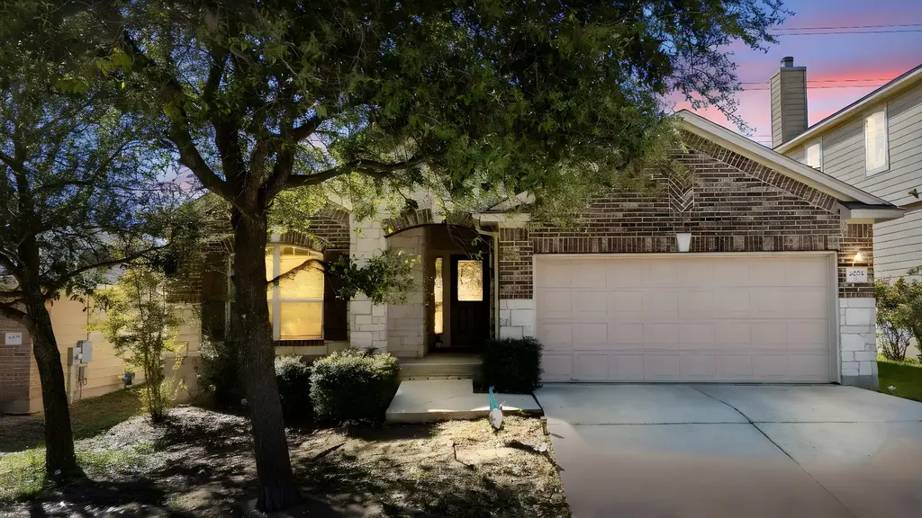 2292 Intrepid Drive, Buda