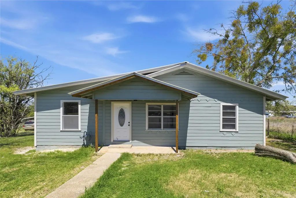 1604 5th Street, Goldthwaite