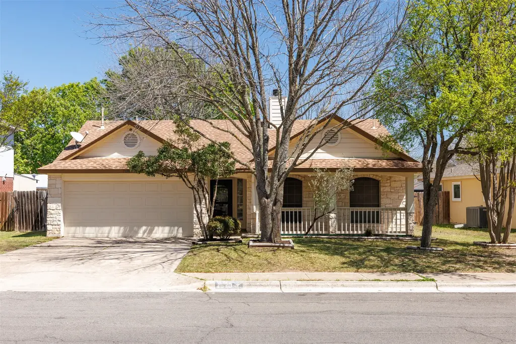1520 Brandi Circle, Kyle