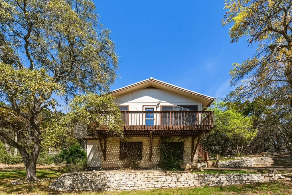 7303 White Oak Drive, Lago Vista