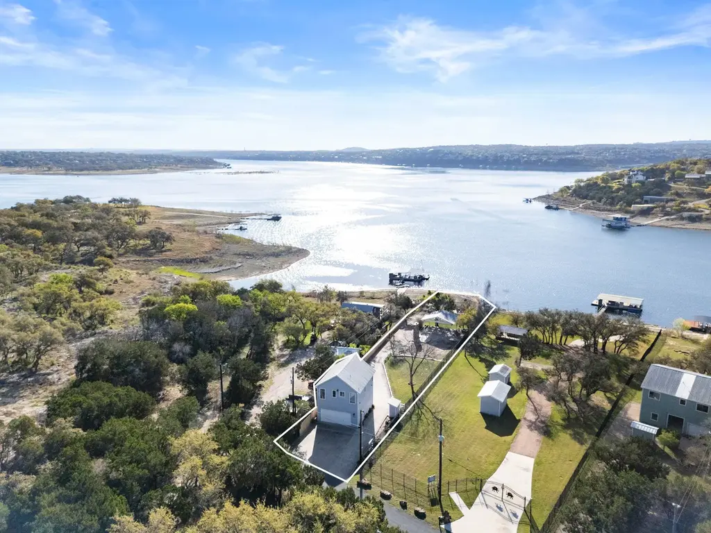 20005 Rod And Gun Club Road, Spicewood