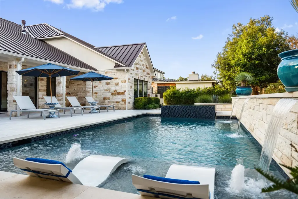 107 Bisset Court, Austin