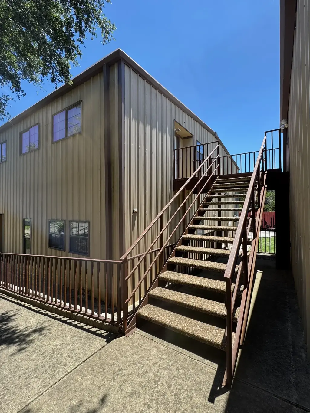 100 S Canyonwood Drive 1-b, Dripping Springs