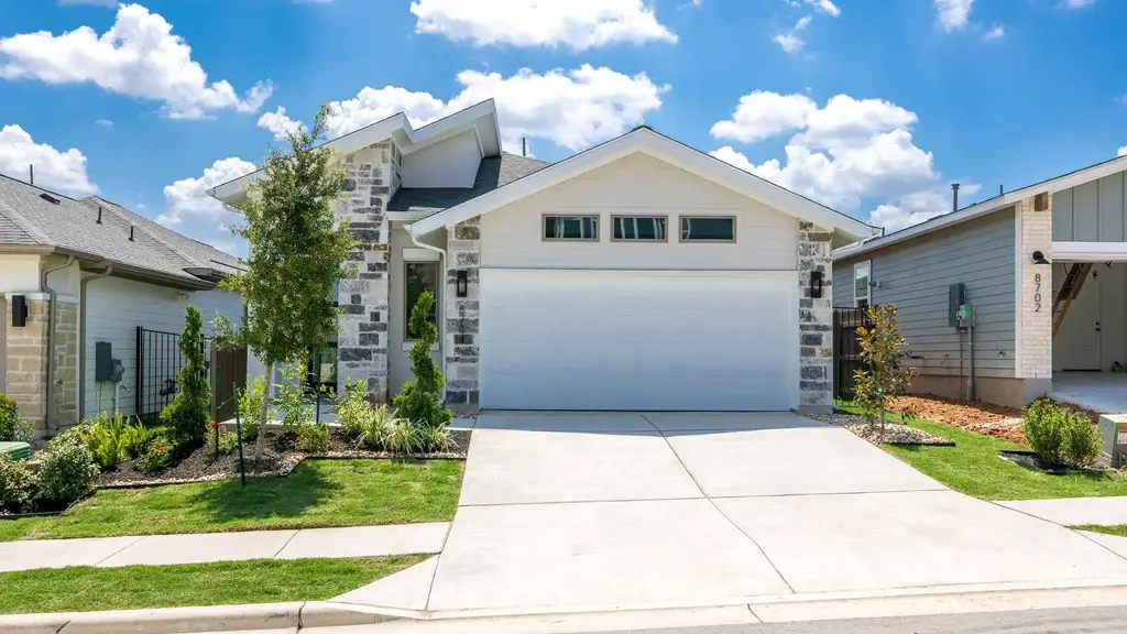 8704 Basil Hayden Lane, Austin