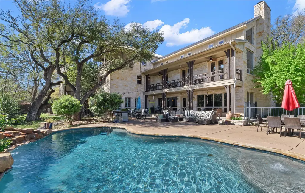 913 Southridge Road, Salado