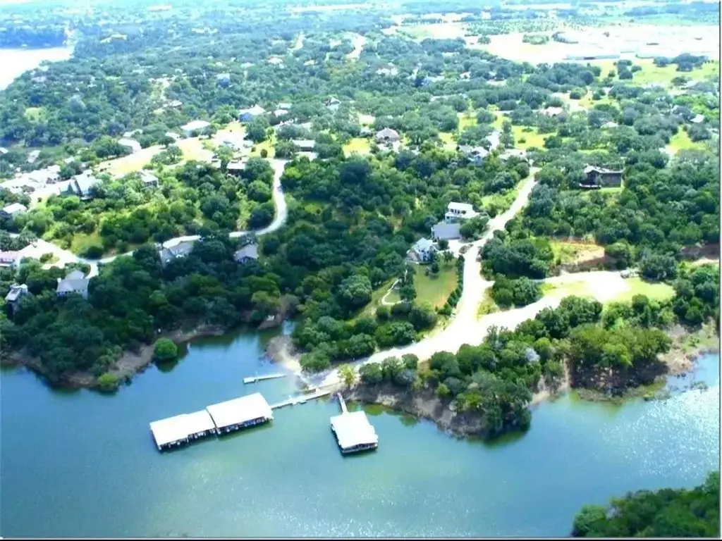 325 Kendall Road, Spicewood