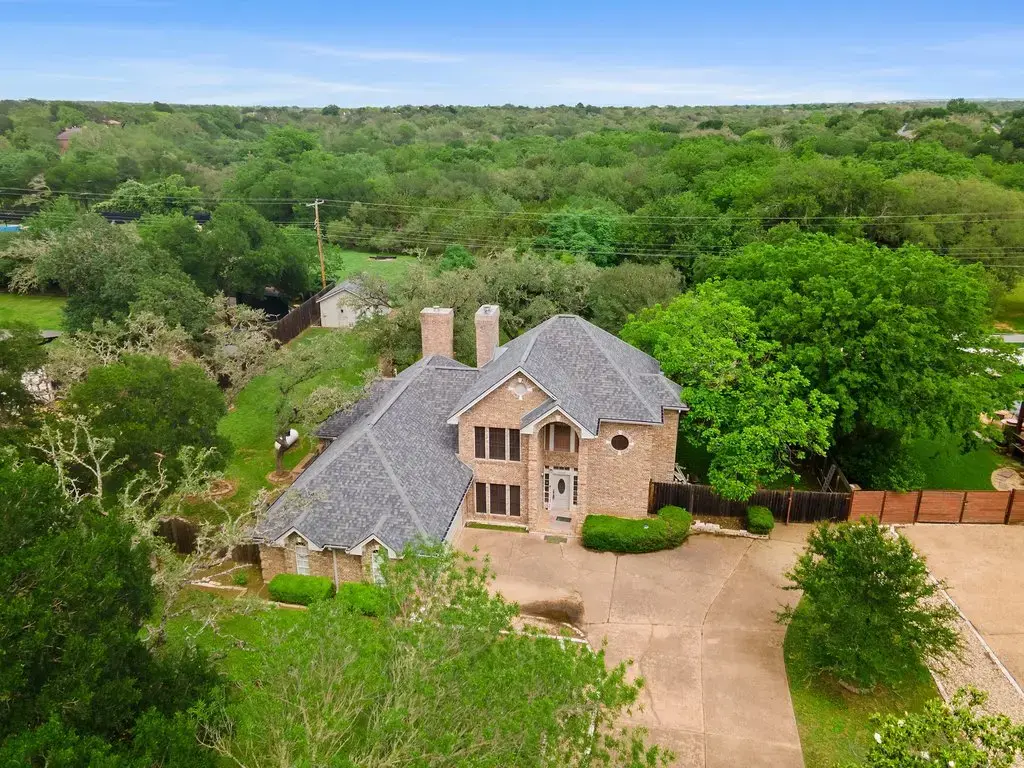 11115 Shady Hollow Drive, Austin