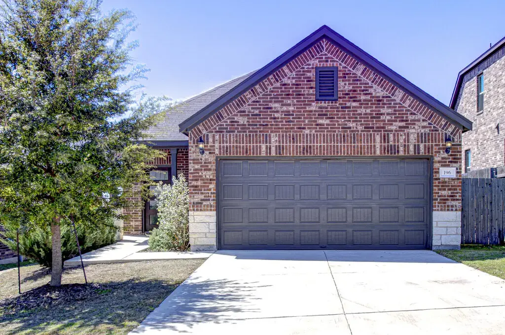 196 Pepperbark Loop, Buda