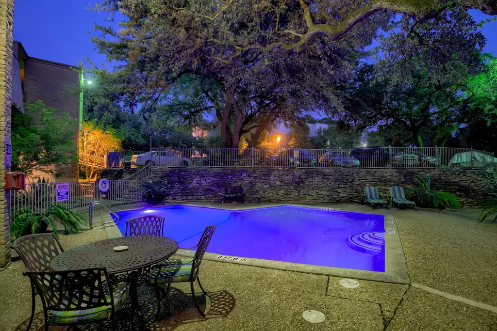 620 S 1st Street 107, Austin