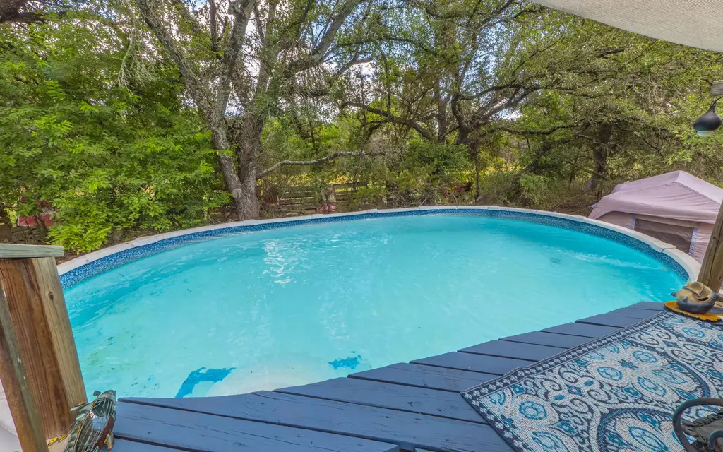 210 W Lakeshore Drive, Dripping Springs