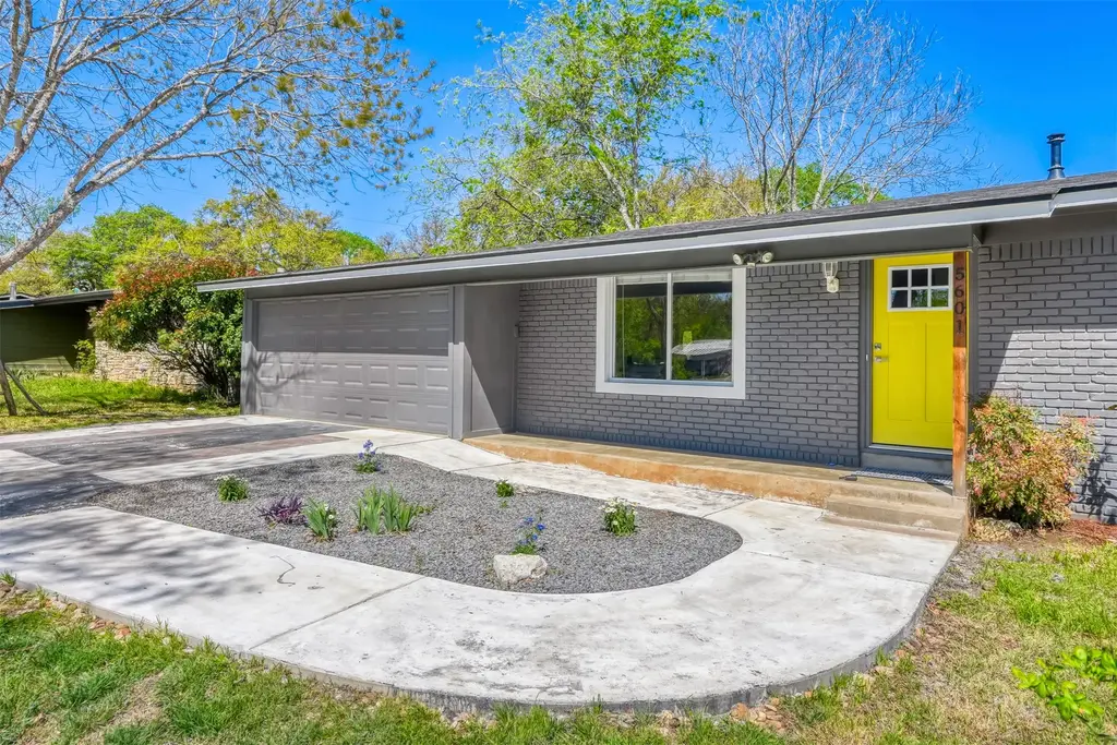 5601 Oak Boulevard, Austin