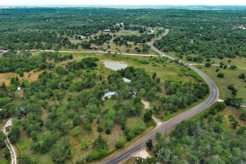 339 Elm Forest Loop, Cedar Creek