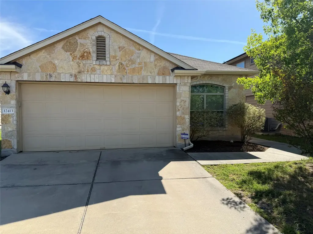 12413 Walter Vaughn Drive, Manor