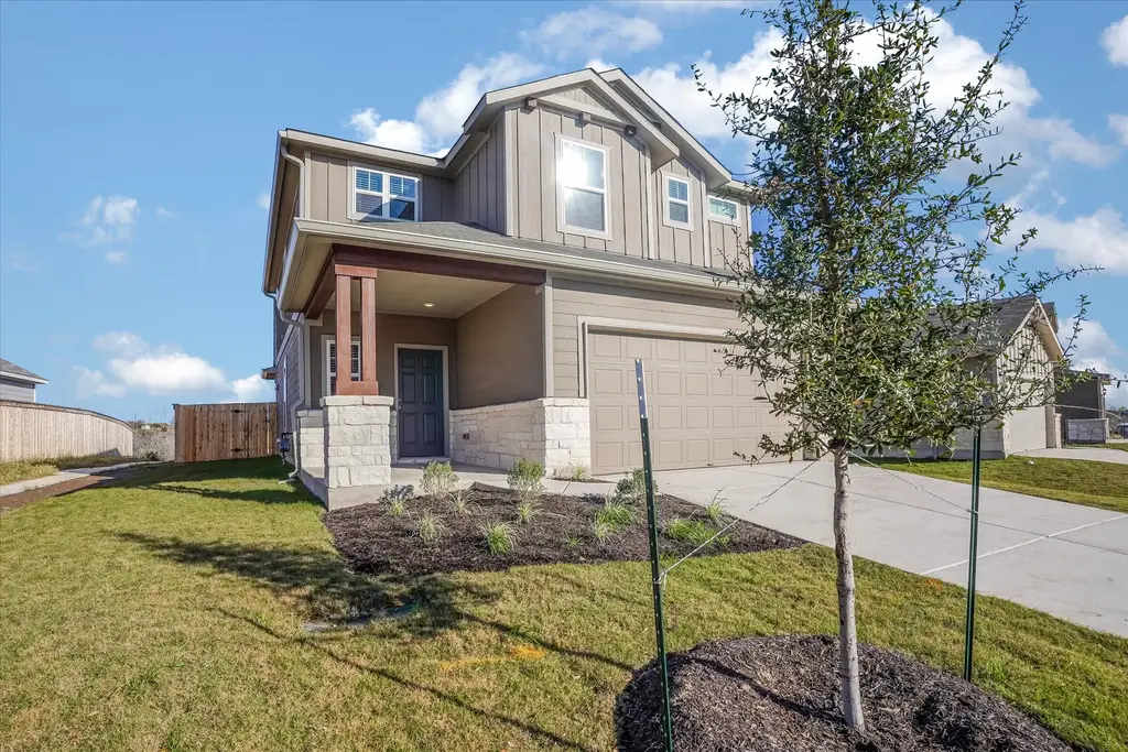 851 Papaya Drive, Buda