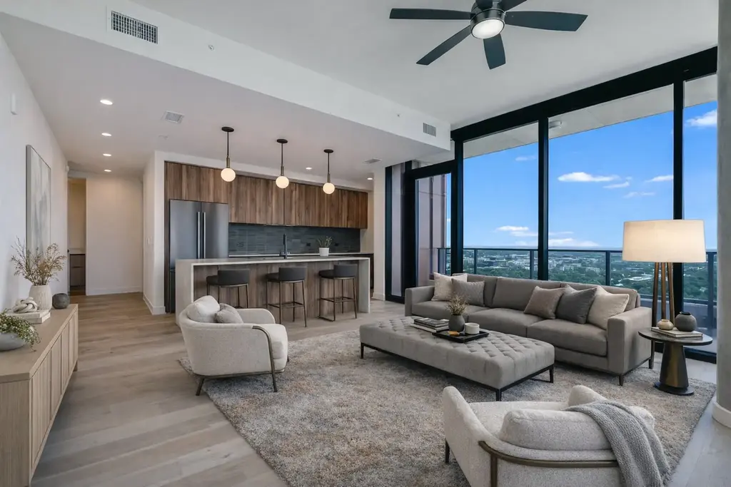 84 East Avenue 2506, Austin