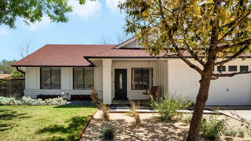 6601 Blarwood Drive, Austin