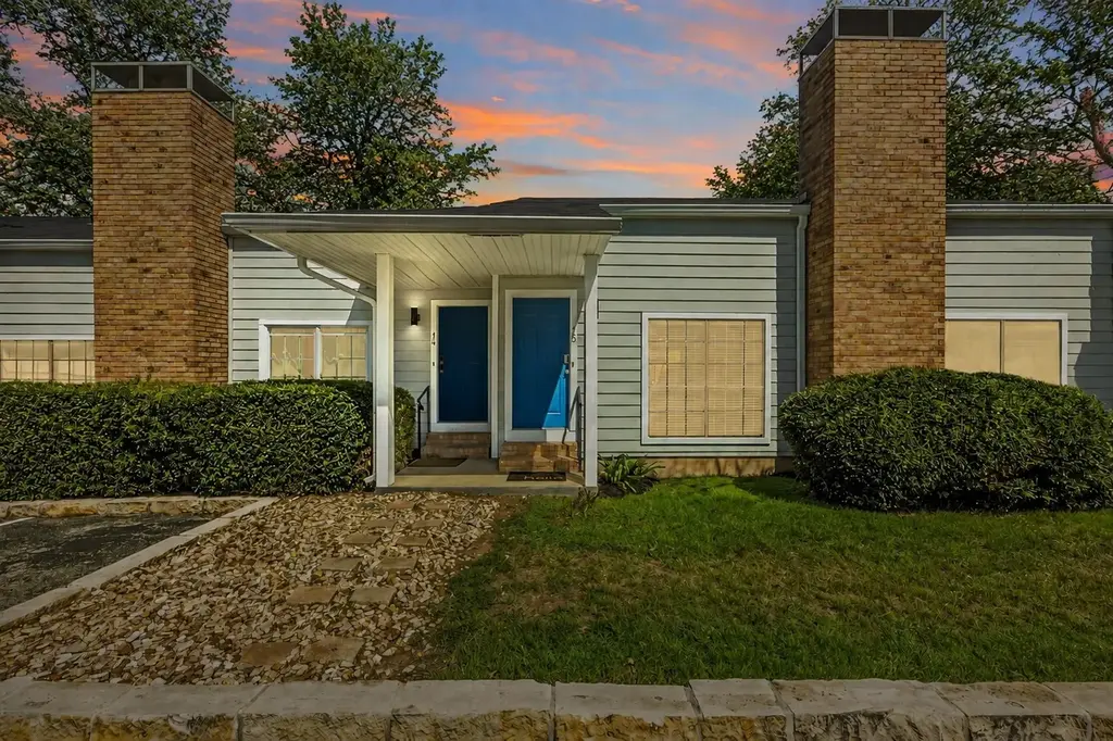 5604 Woodrow Avenue 15, Austin