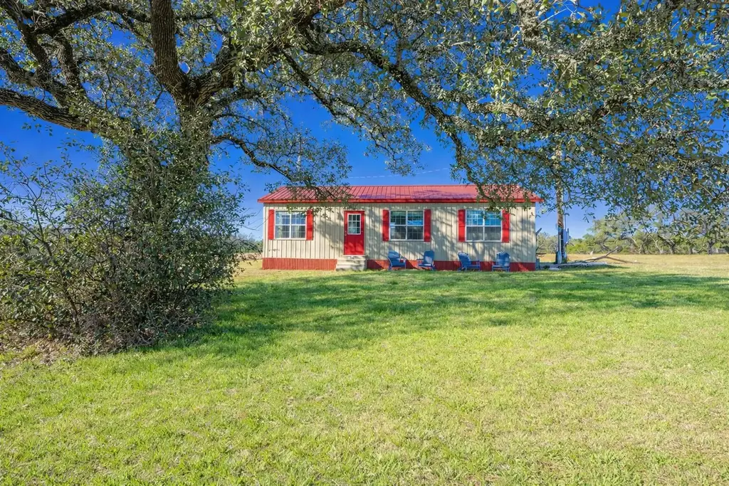 4772 County Road 340, Burnet