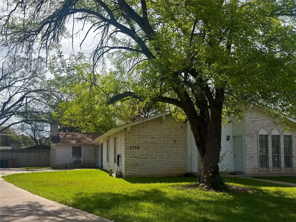 4703 Sagebrush Trail B, Austin