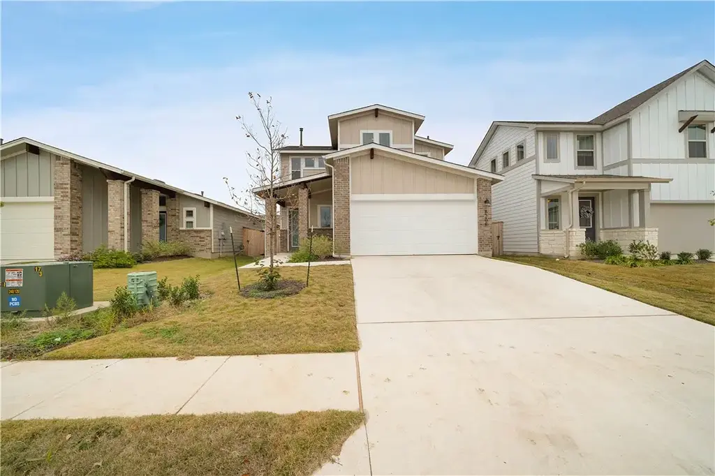 8208 Cottage Rose Drive, Austin