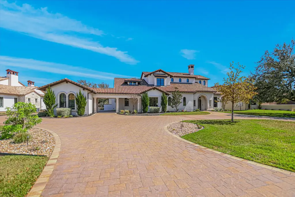 242 La Serena Loop, Horseshoe Bay