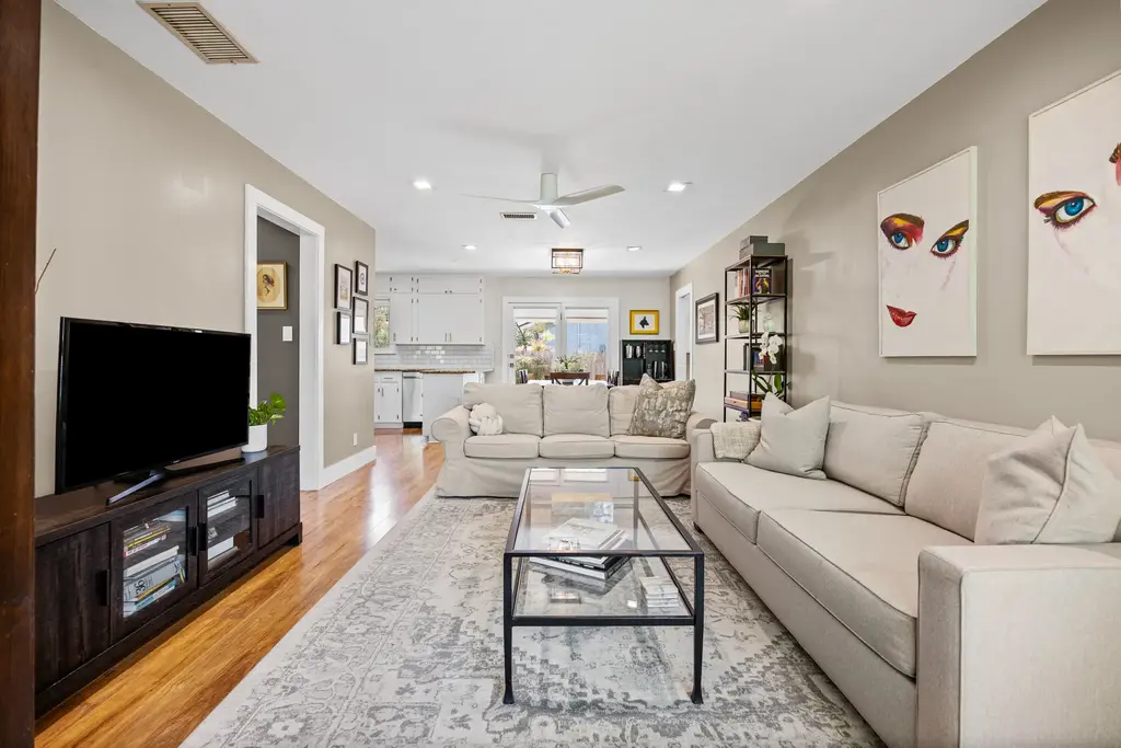 1807 Ohlen Road, Austin