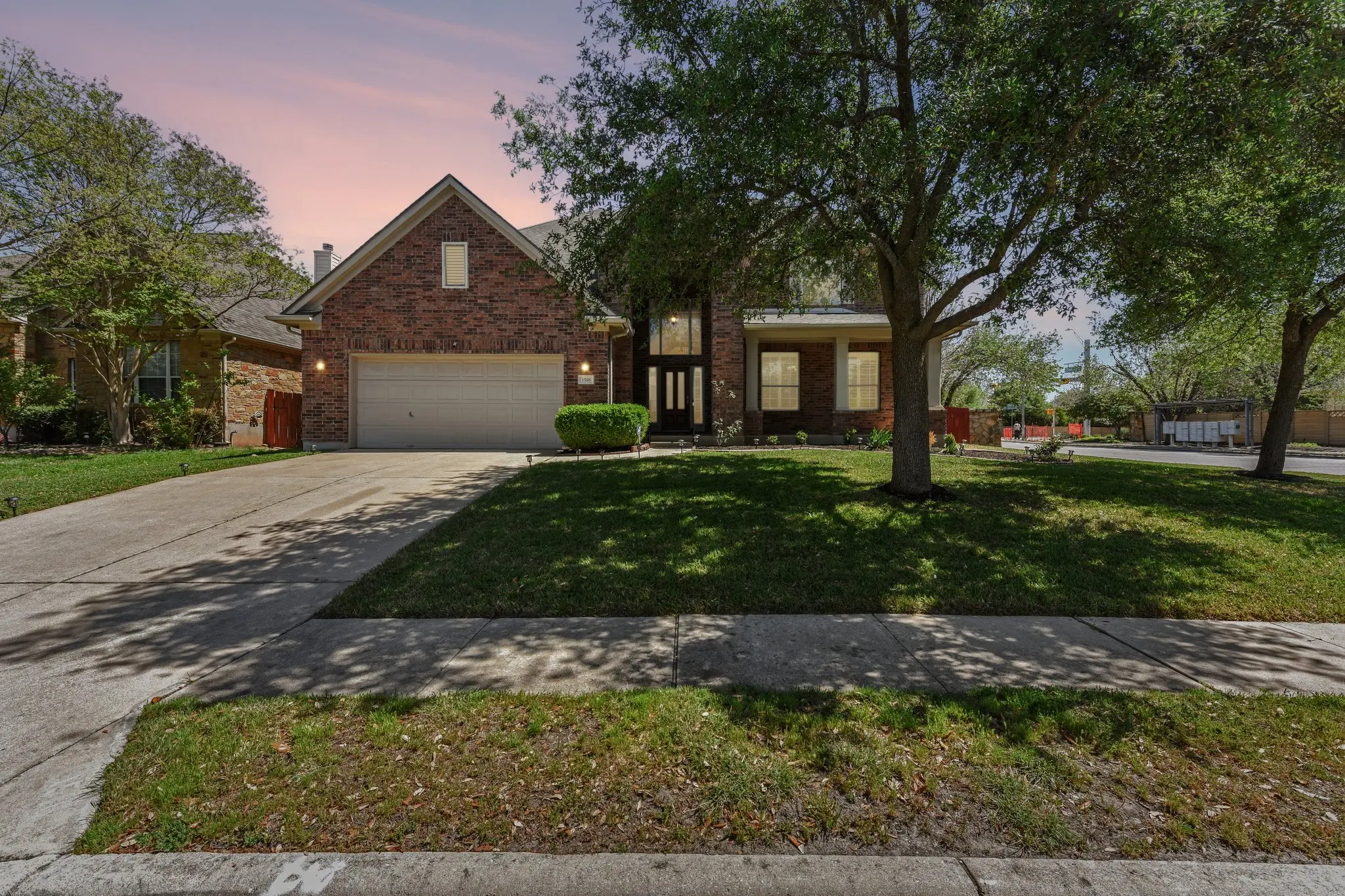 Photo of Listing #1949273