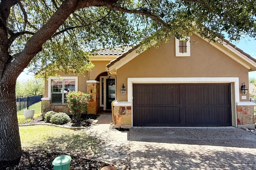 12229 Long Bay Cove, Austin
