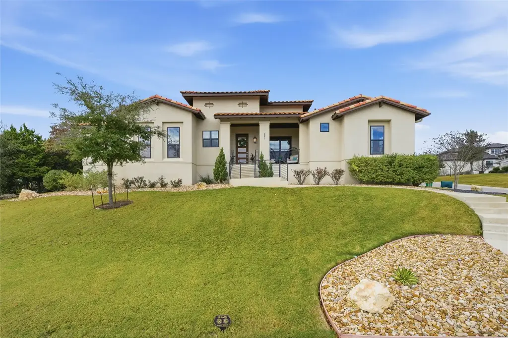 321 Sweet Grass Lane, Lakeway