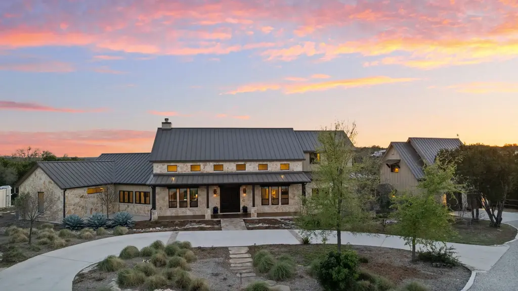 6058 Mustang Valley Trail, Wimberley