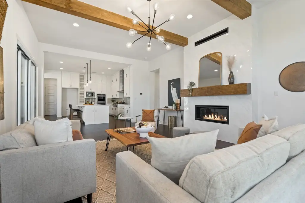 924 Bristol Creek Bend, Lakeway