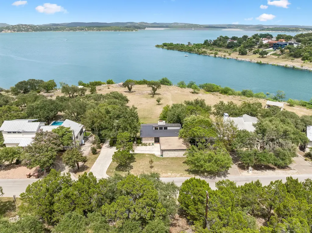 2270 Connie Drive, Canyon Lake