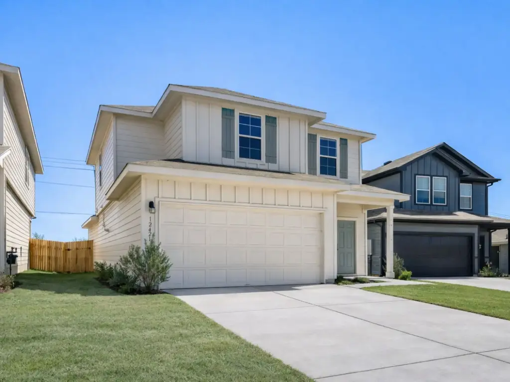 12421 Silversmith Lane, Mustang Ridge