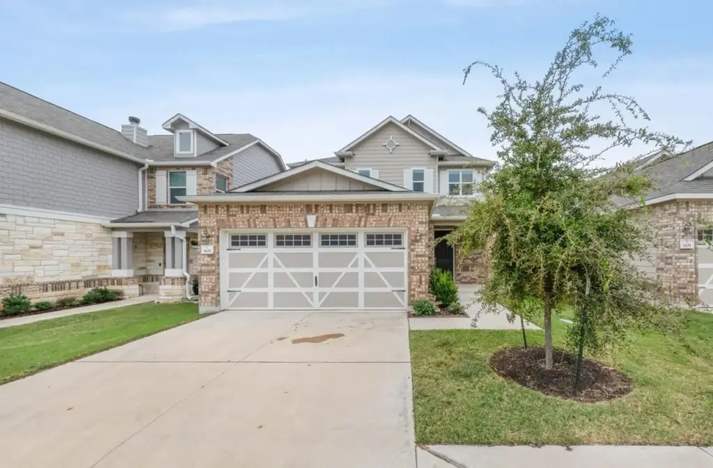803 Sandhill Drive, Austin