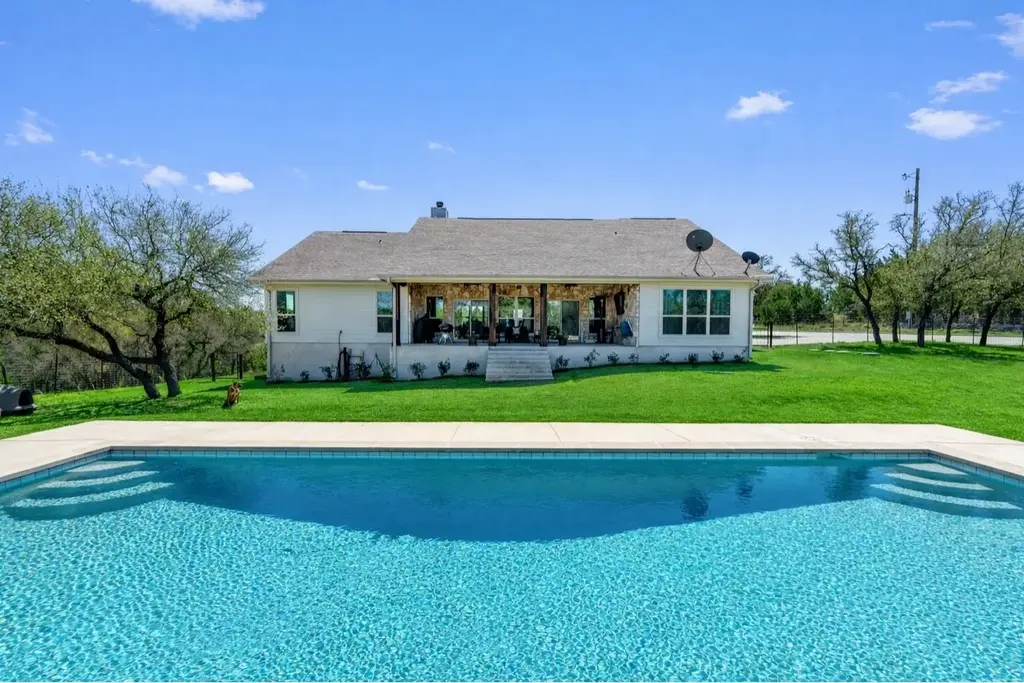 835 Sunny Slope Road, Liberty Hill