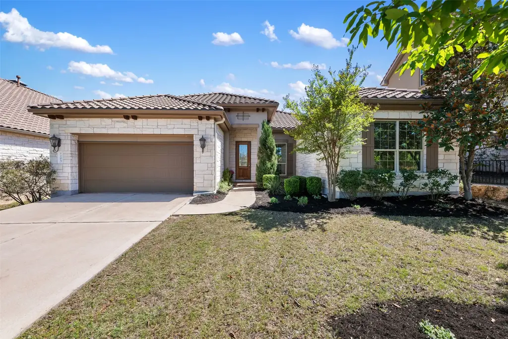 205 Antigua Way, Lakeway