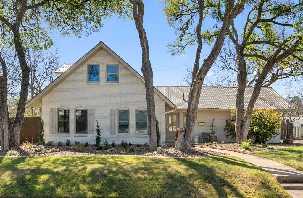 5213 Buffalo Pass, Austin