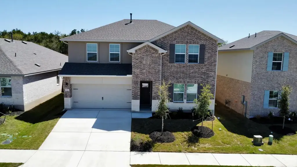 1940 Lazy Acres St, Leander