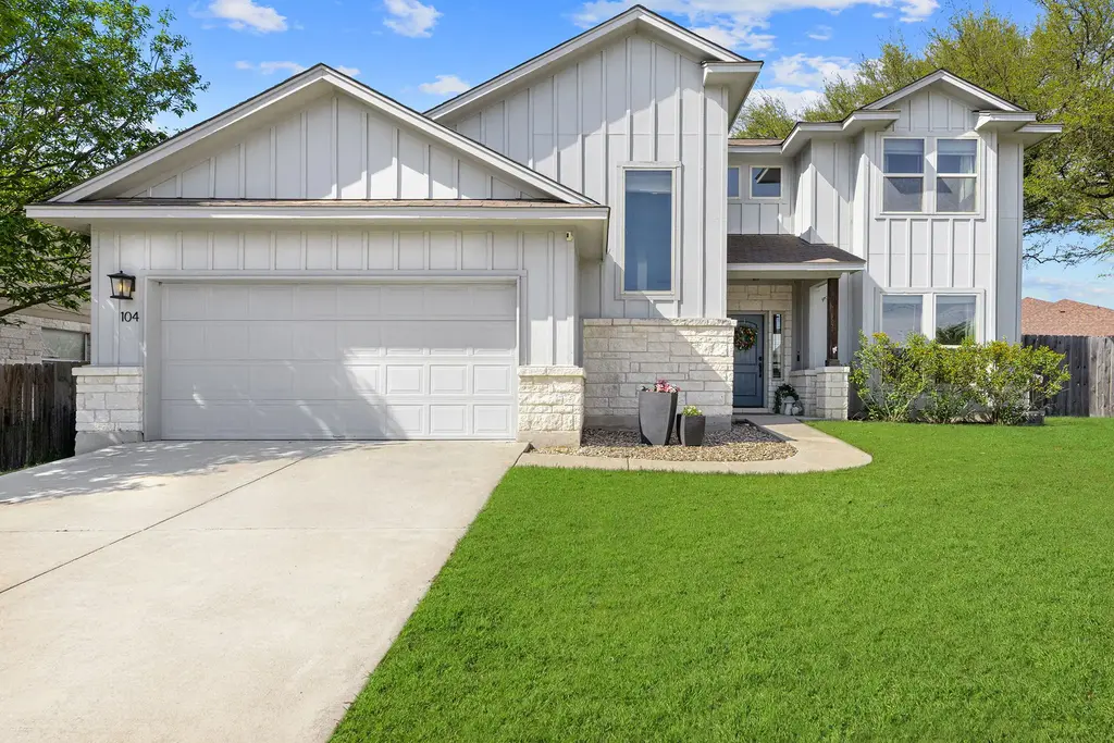 104 Carmen Cove, Burnet